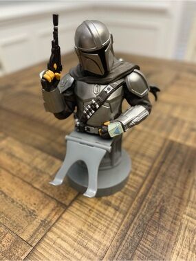 Star Wars The Mandalorian Cable Guy phone stand and gaming controller holder
